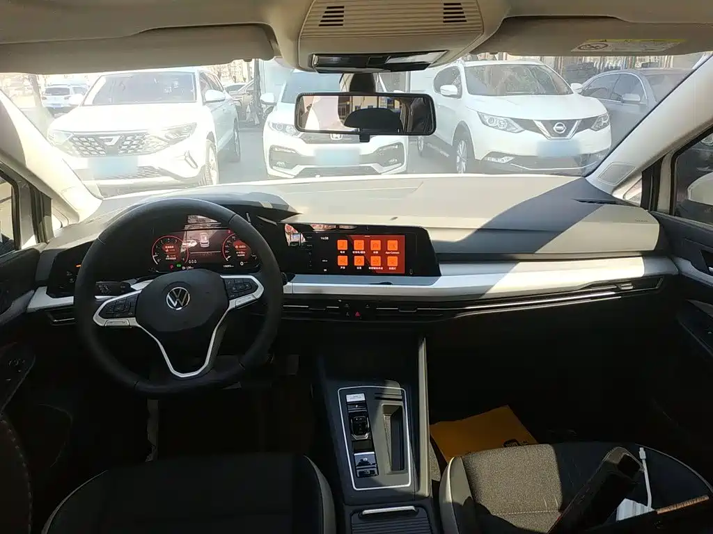 Volkswagen Golf 2022