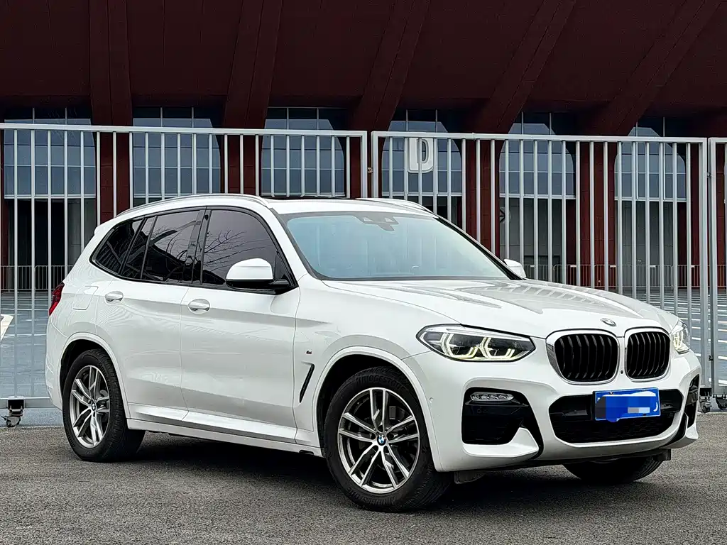 BMW X3 2018 — фото 3