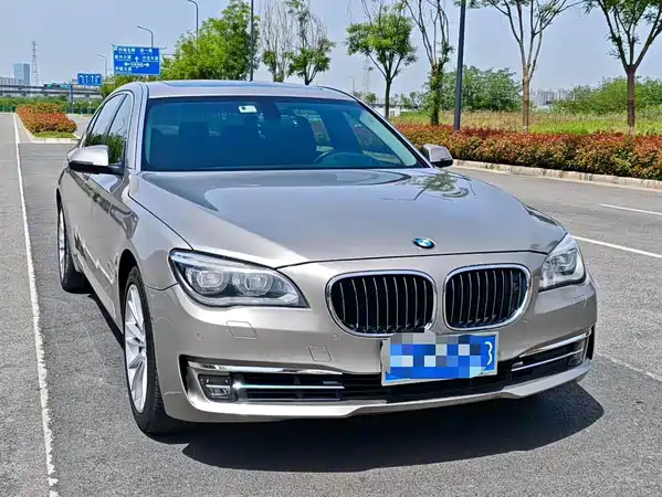 BMW 7 Series 2015