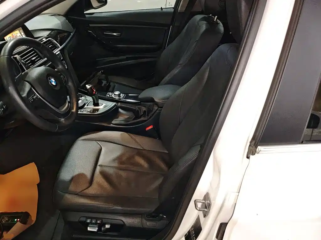 BMW 3 Series 2016