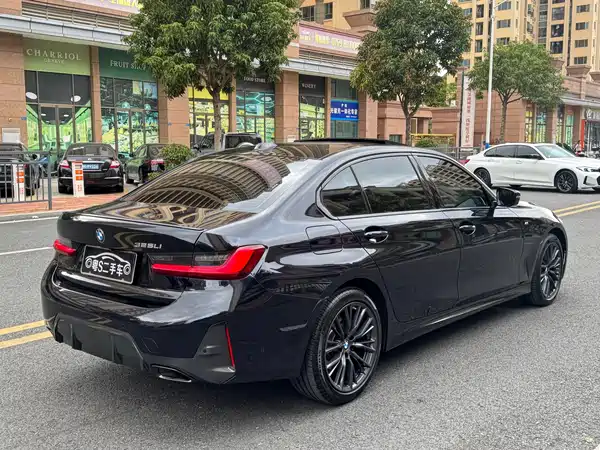BMW 3 Series 2023