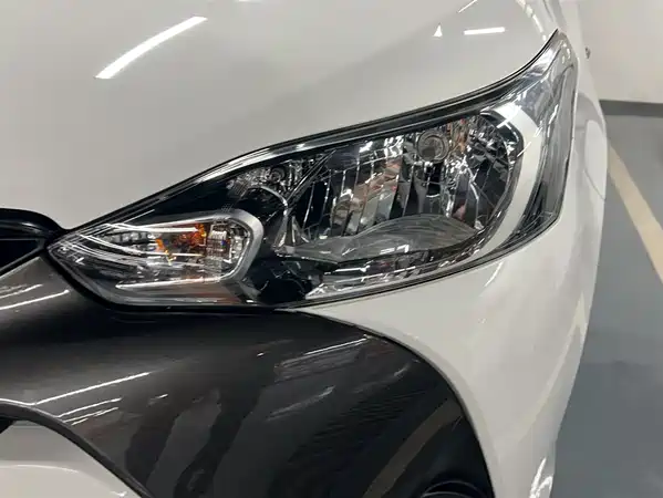 Toyota Yaris L 2020