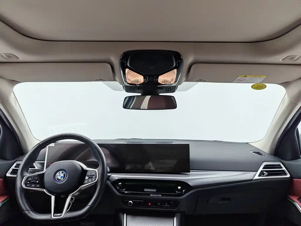 BMW i3 2024 — фото 3