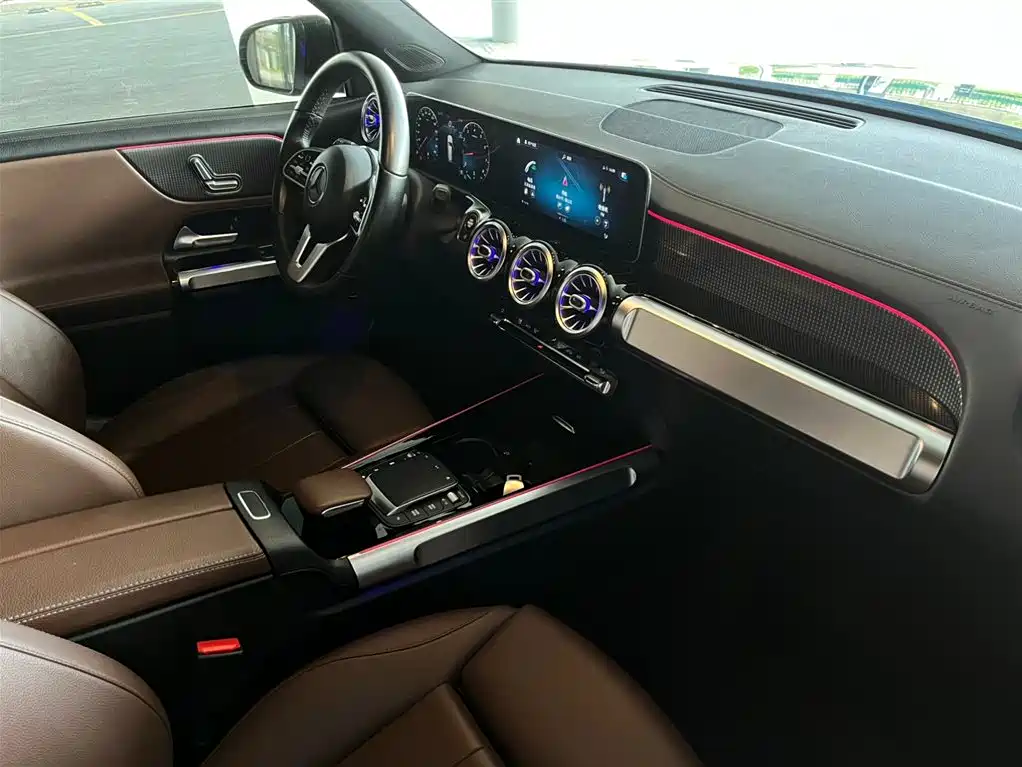 Mercedes-Benz GLB 2020 — фото 11