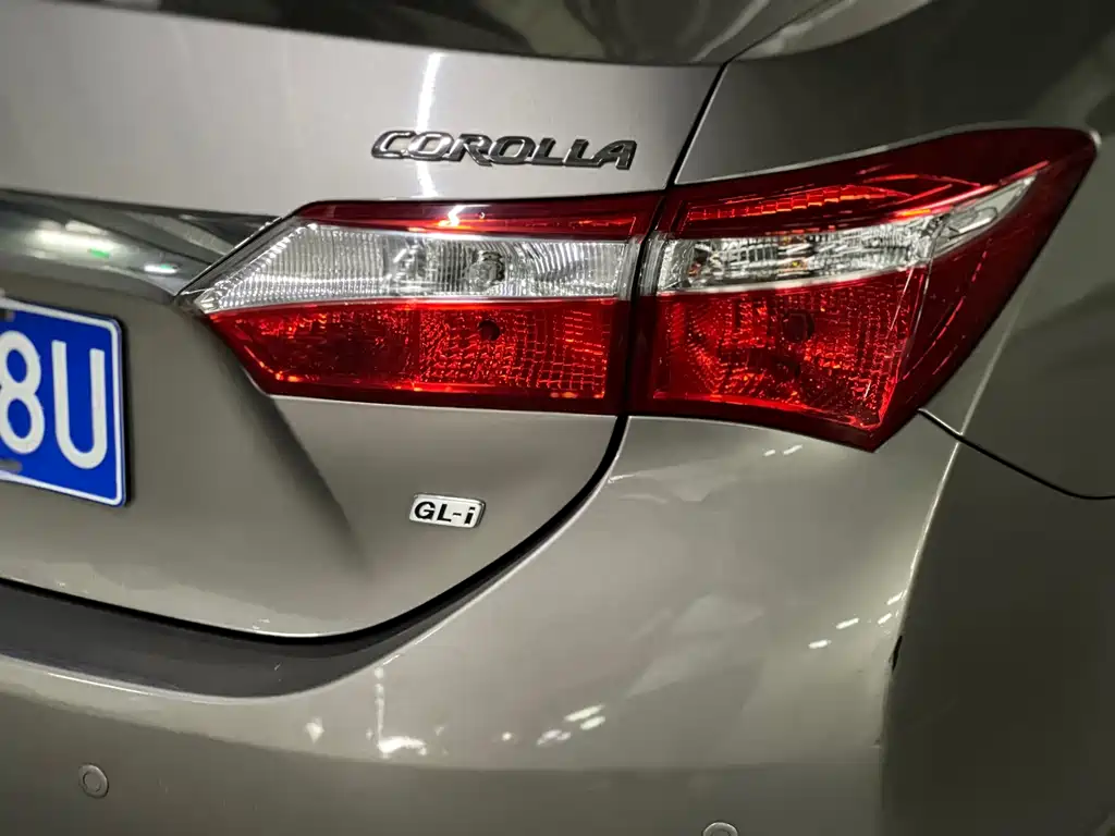 Toyota Corolla 2015 — фото 33