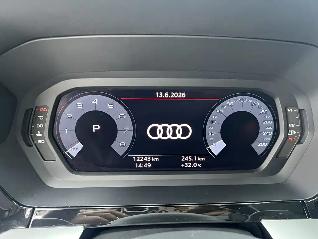 Audi A3 2023 — фото 22