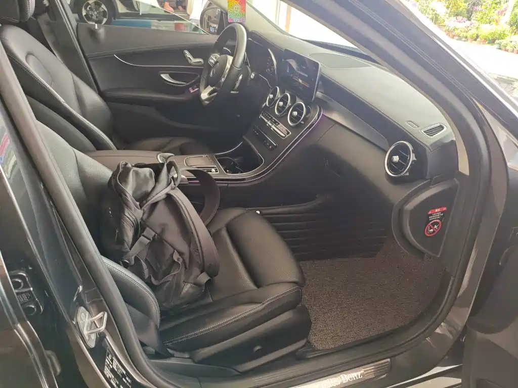 Mercedes-Benz C-Class 2021 — фото 18