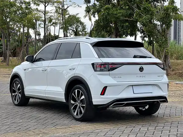 Volkswagen T-Roc 2023