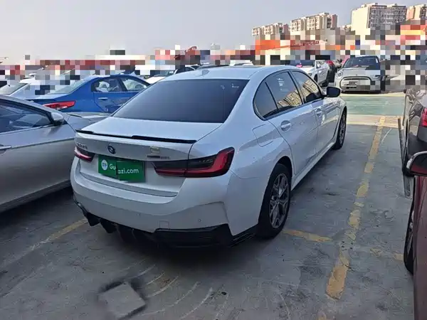 BMW i3 2024