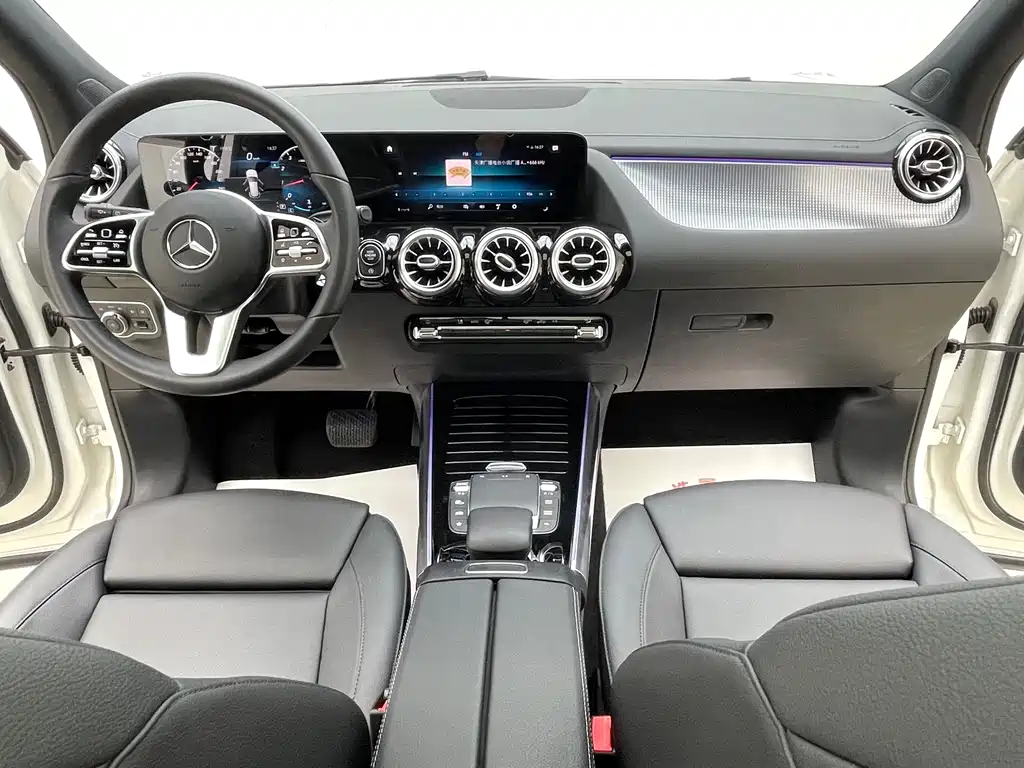 Mercedes-Benz GLA 2021 — фото 14