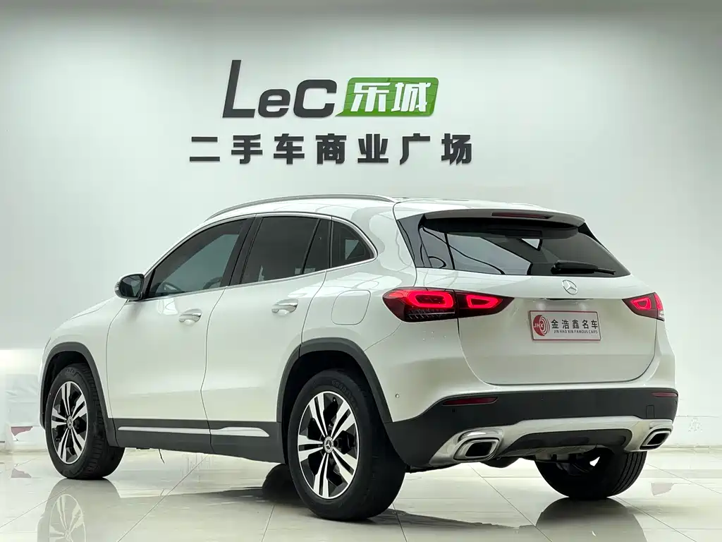 Mercedes-Benz GLA 2021 — фото 21