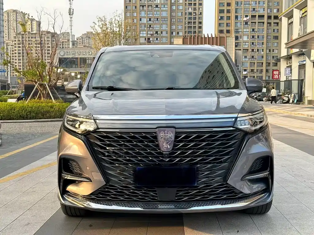 Roewe iMAX8 2023