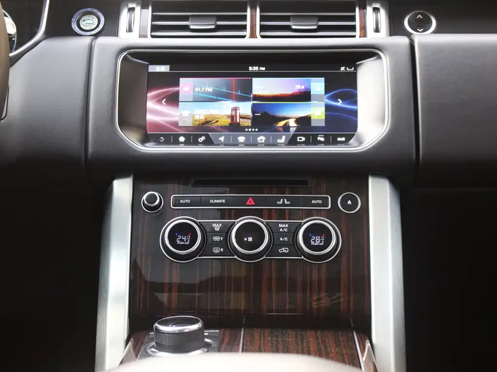 Land Rover Range Rover 2018 — фото 12