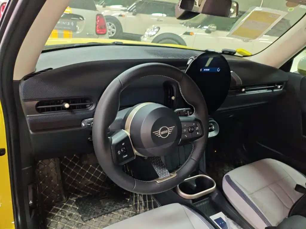 MINI Mini 2026