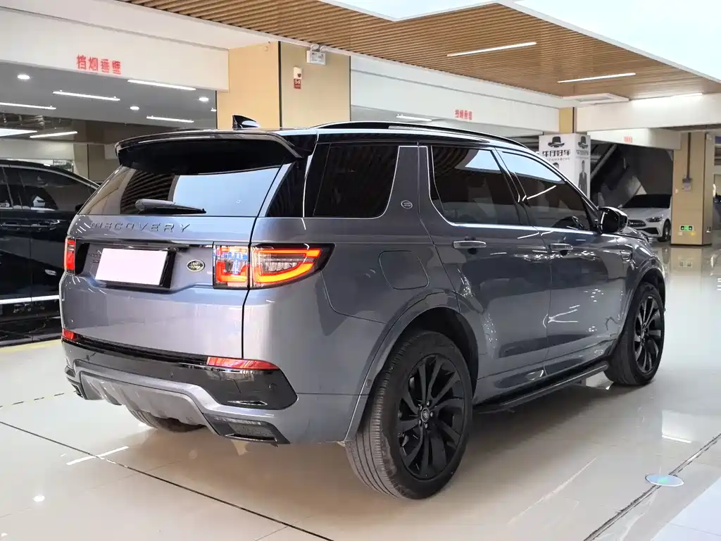 Land Rover Discovery Sport 2021 — фото 22