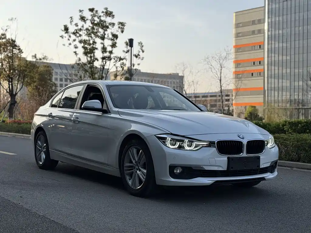 BMW 3 Series 2017 — фото 3