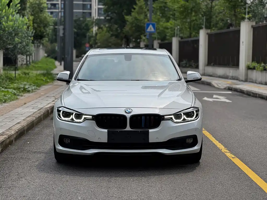 BMW 3 Series 2016