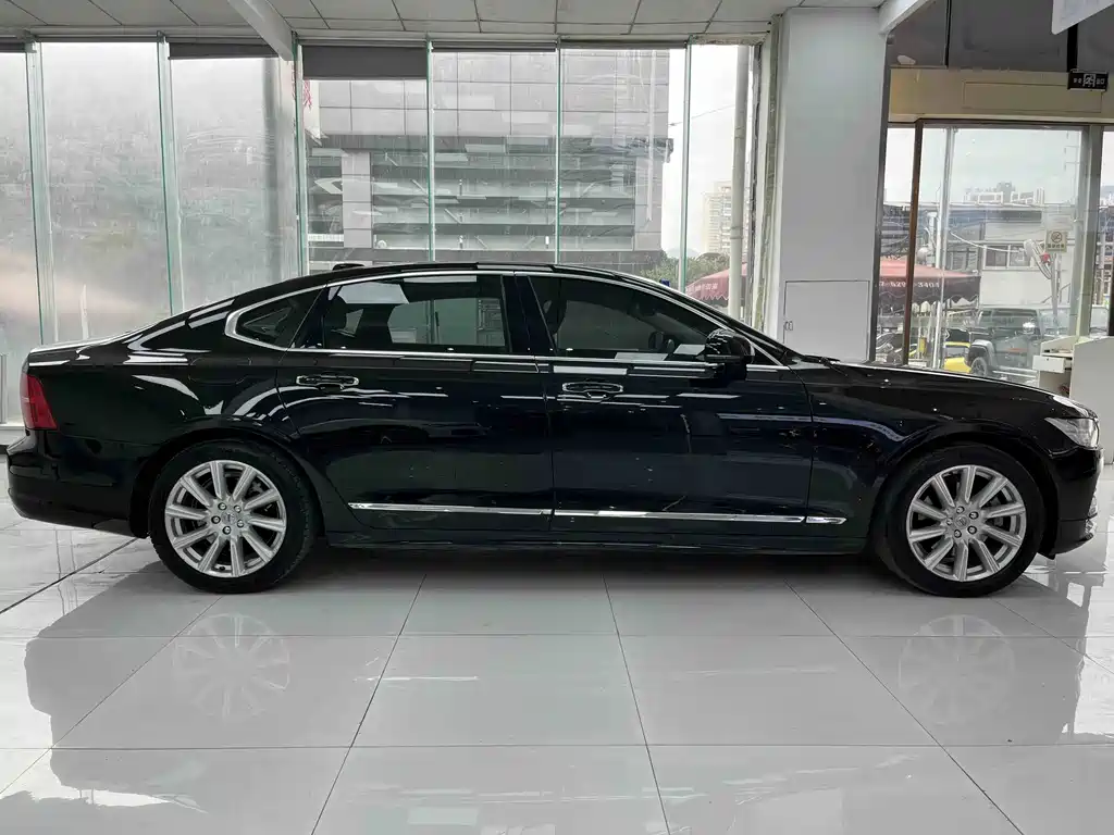 Volvo S90 2020 — фото 10