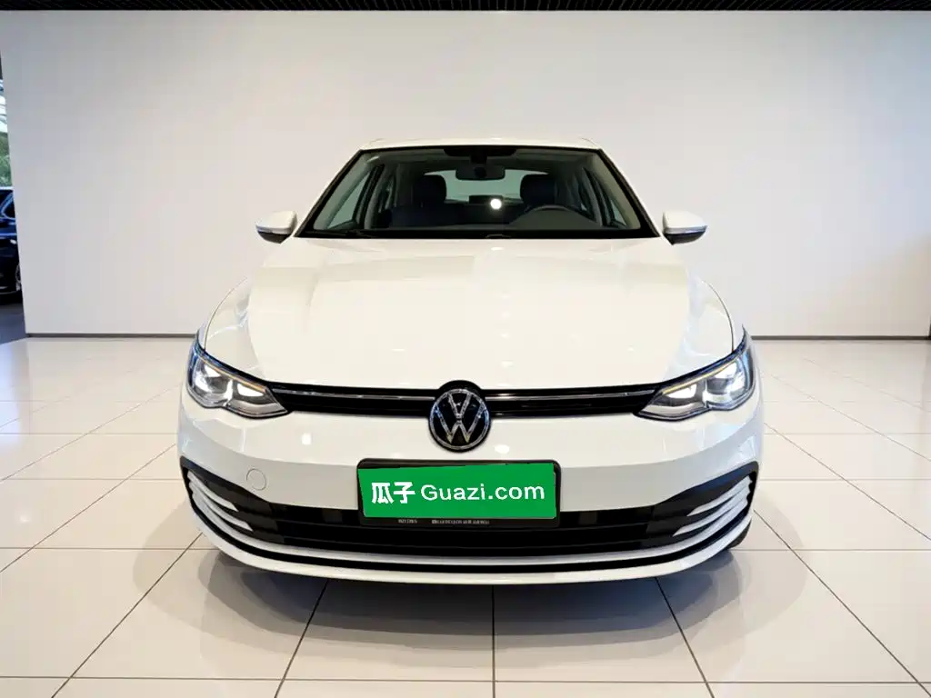 Volkswagen Golf 2023