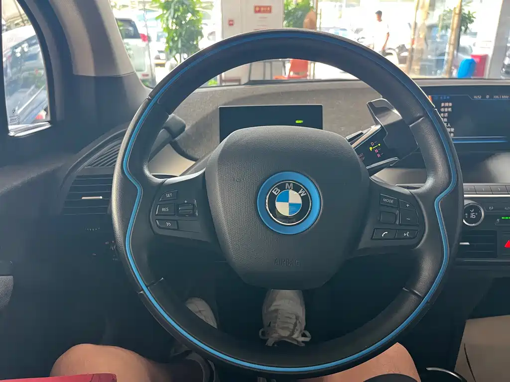 BMW i3 2016 — фото 9