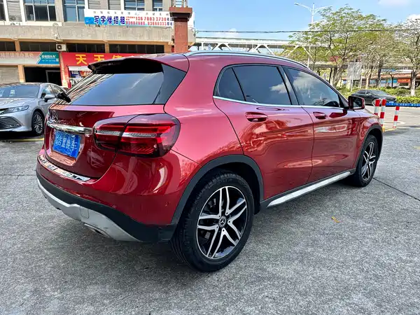 Mercedes-Benz GLA 2018