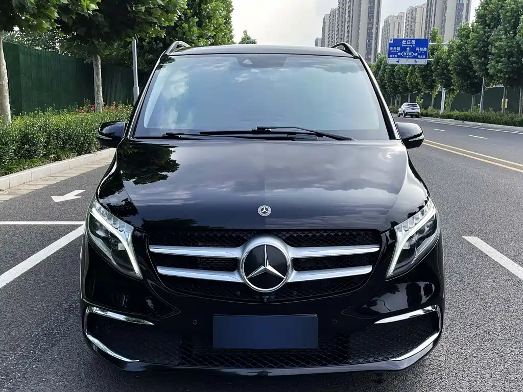 Mercedes-Benz V-Class 2021 — фото 2