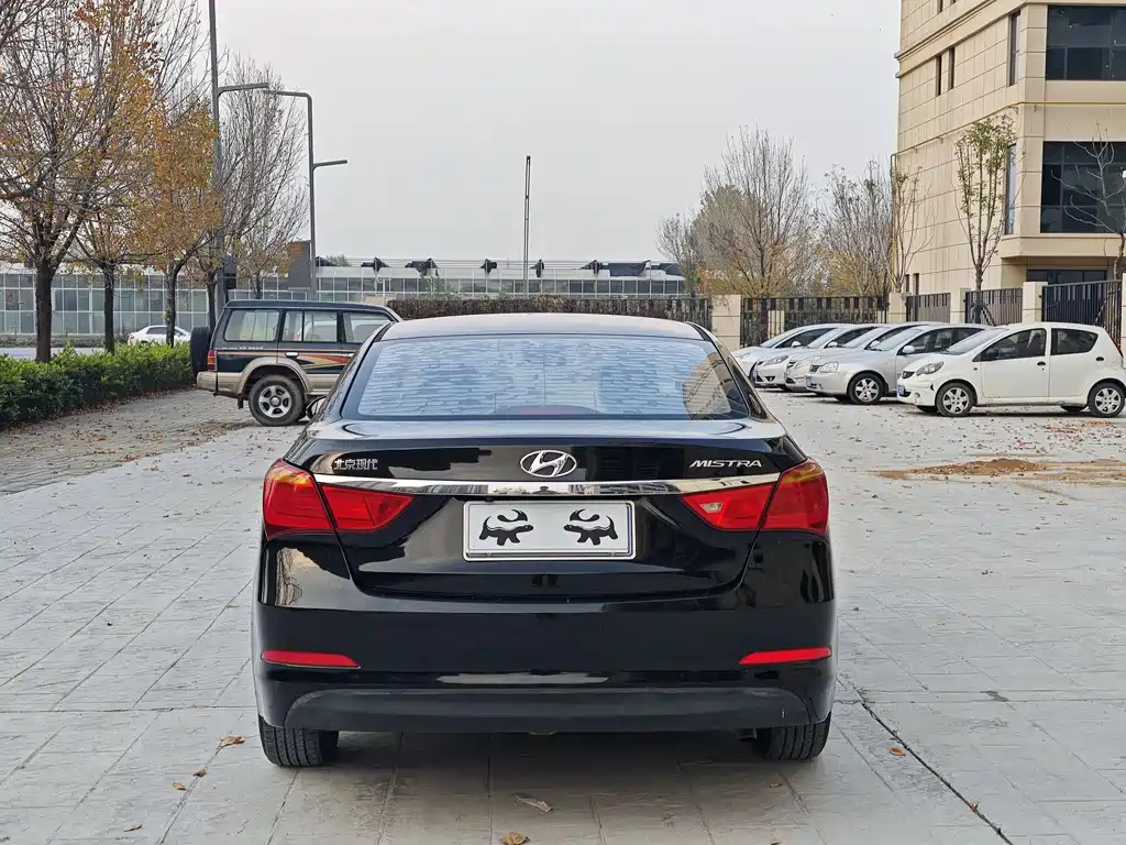 Hyundai Mistra 2014 — фото 6