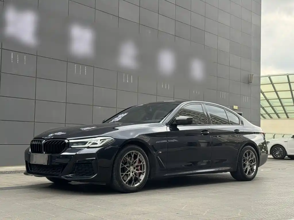 BMW 5 Series 2022