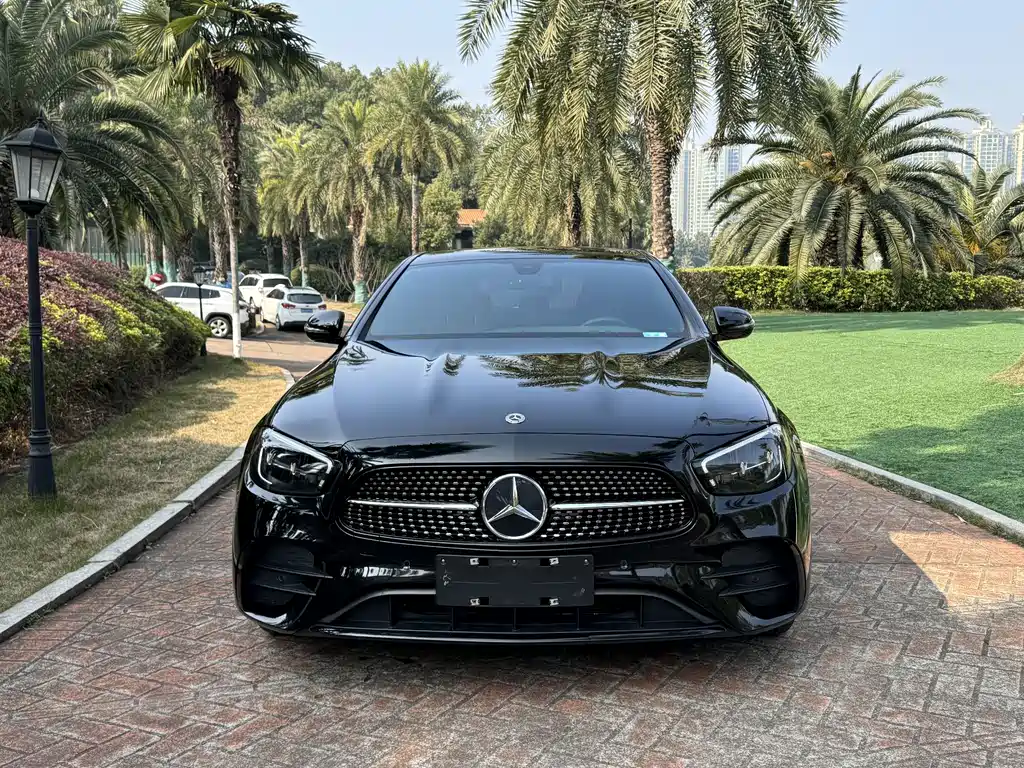 Mercedes-Benz E-Class 2022 — фото 2