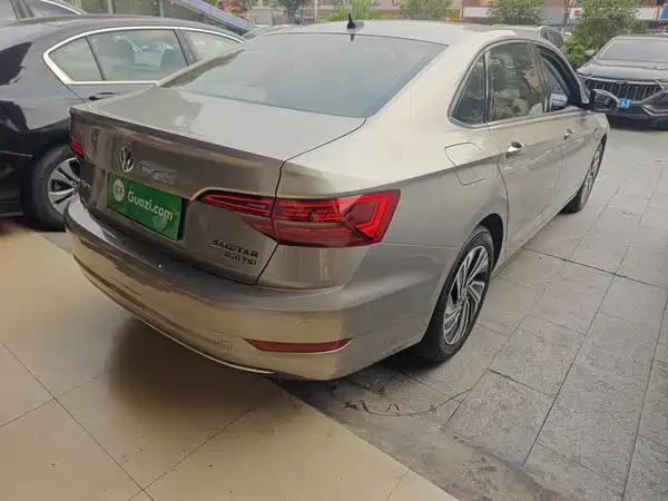 Volkswagen Sagitar 2022