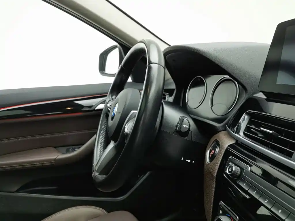 BMW X1 2021 — фото 22