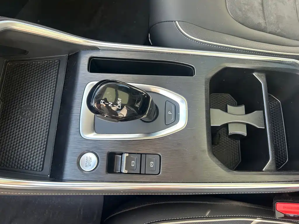 Haval H6 2023 — фото 13