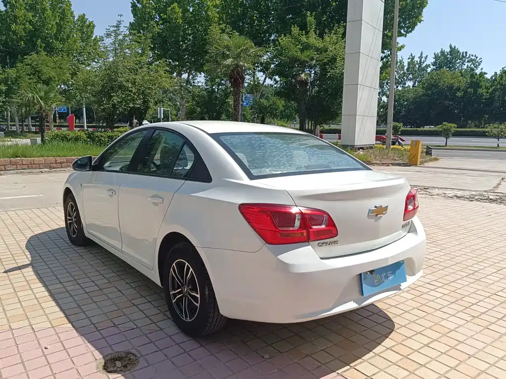 Chevrolet Cruze 2016 — фото 16