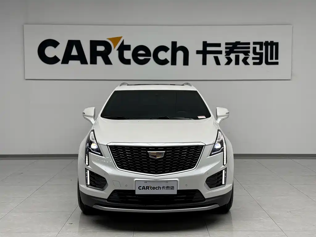 Cadillac XT5 2020 — фото 2