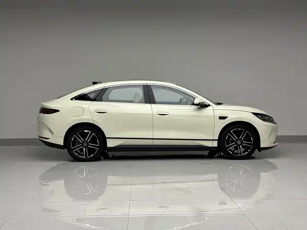 BYD Qin L 2025