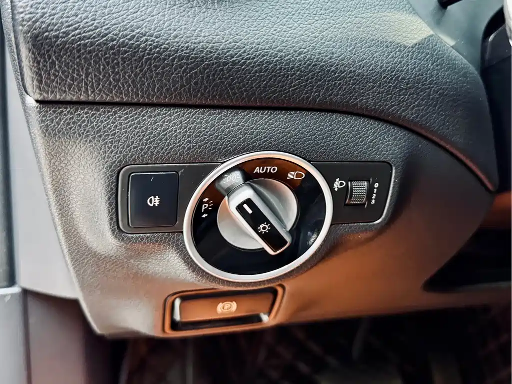 Mercedes-Benz GLA 2018 — фото 13