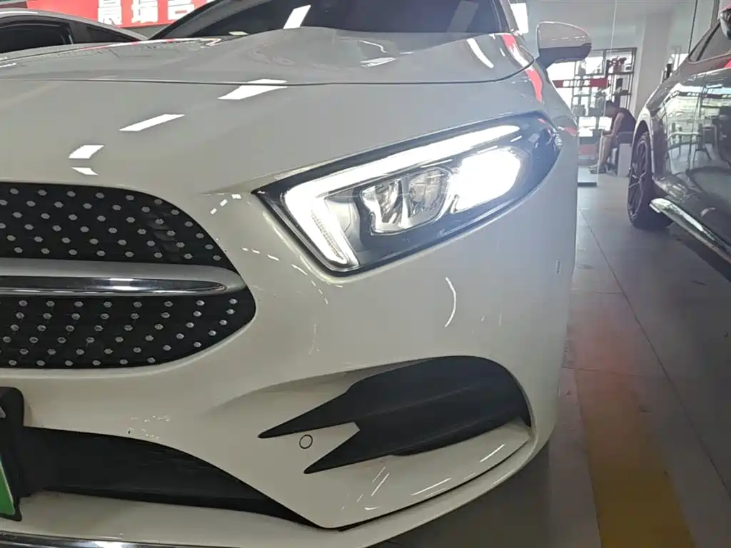 Mercedes-Benz A-Class 2019 — фото 24