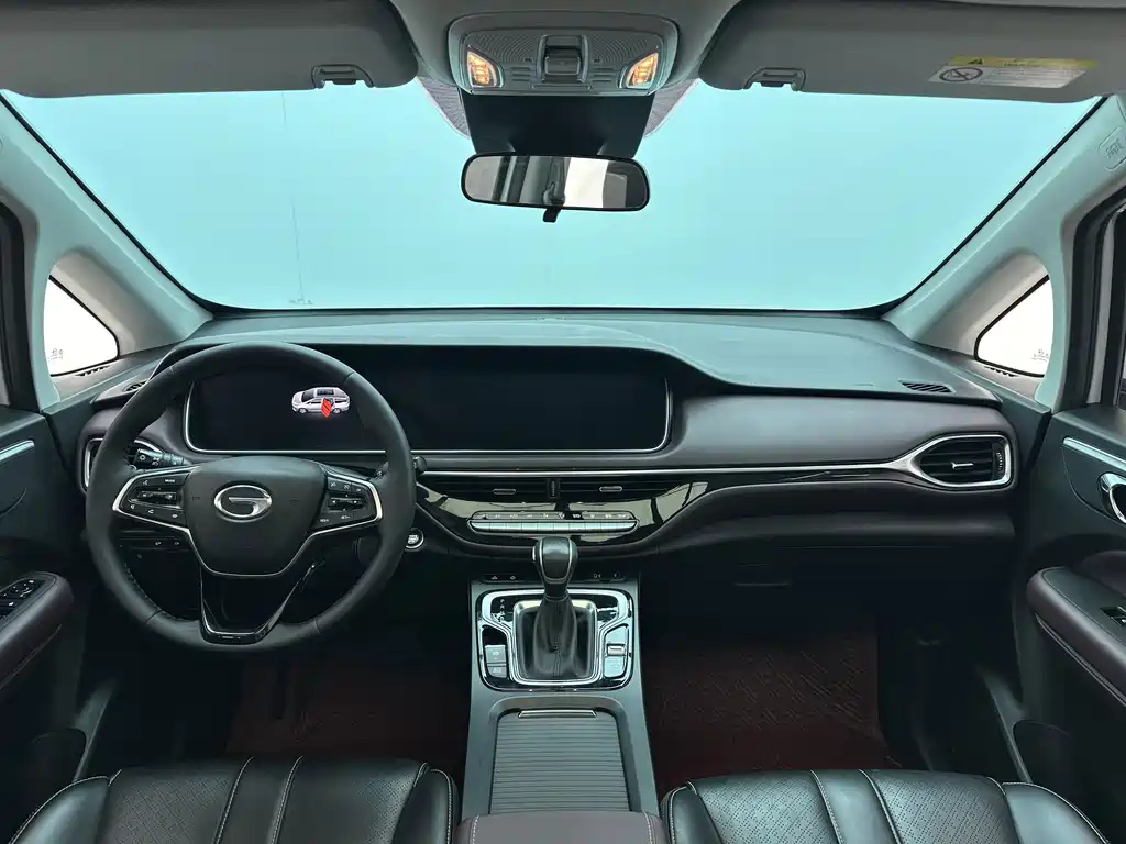 GAC Trumpchi M6 2022 — фото 7