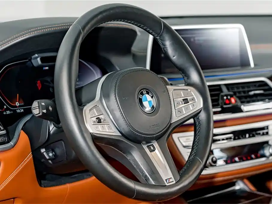 BMW 7 Series 2023 — фото 11