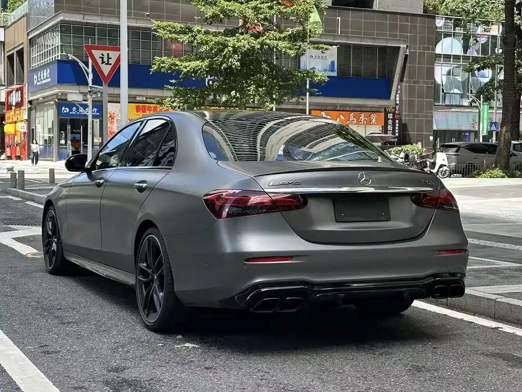 Mercedes-Benz E-Class AMG 2021 — фото 6
