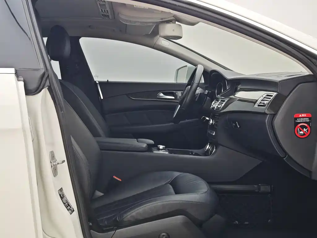 Mercedes-Benz CLS 2013 — фото 10