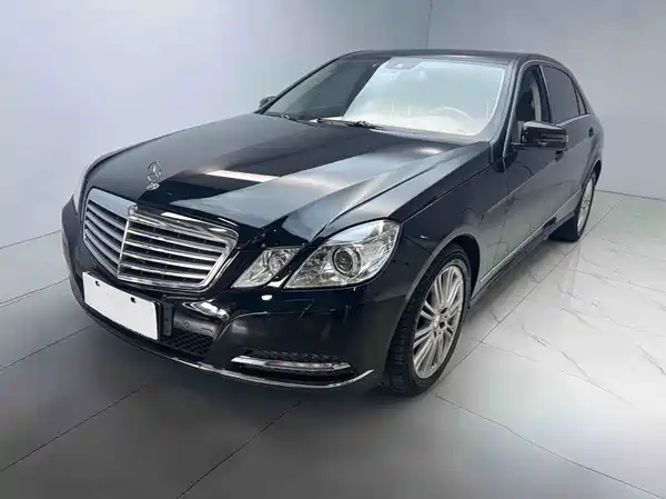 Mercedes-Benz E-Class 2013