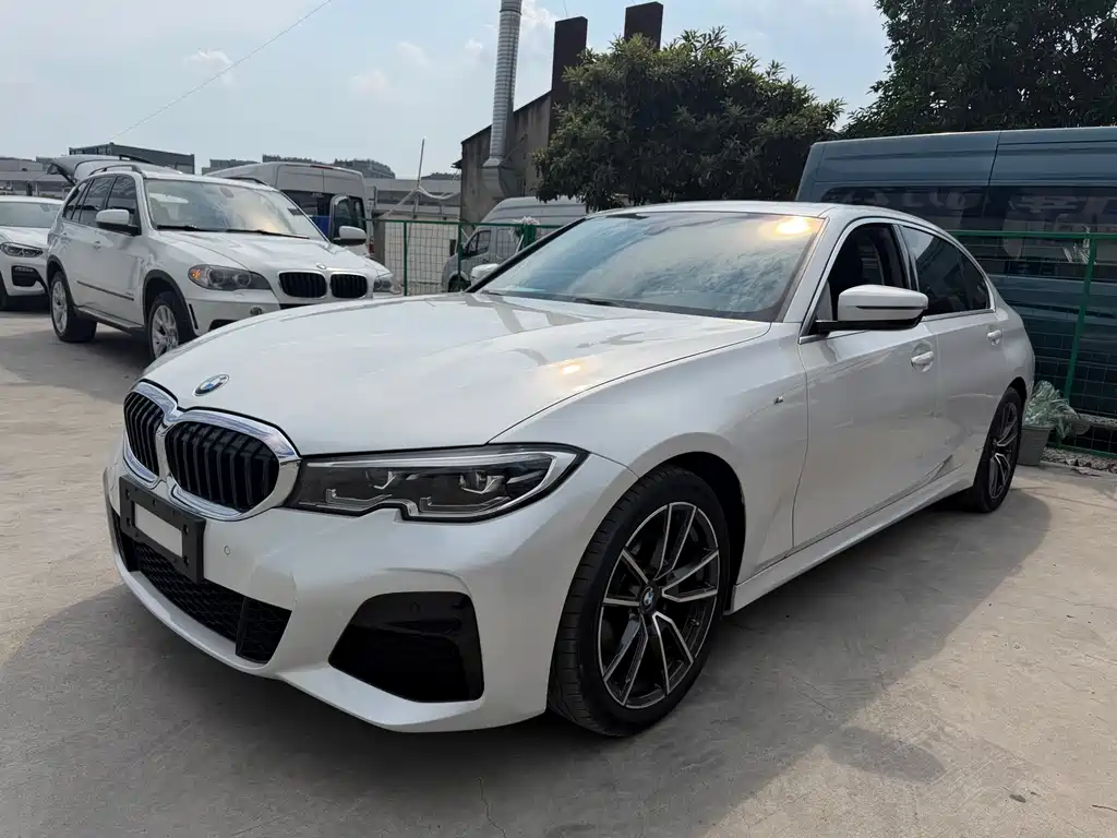 BMW 3 Series 2021