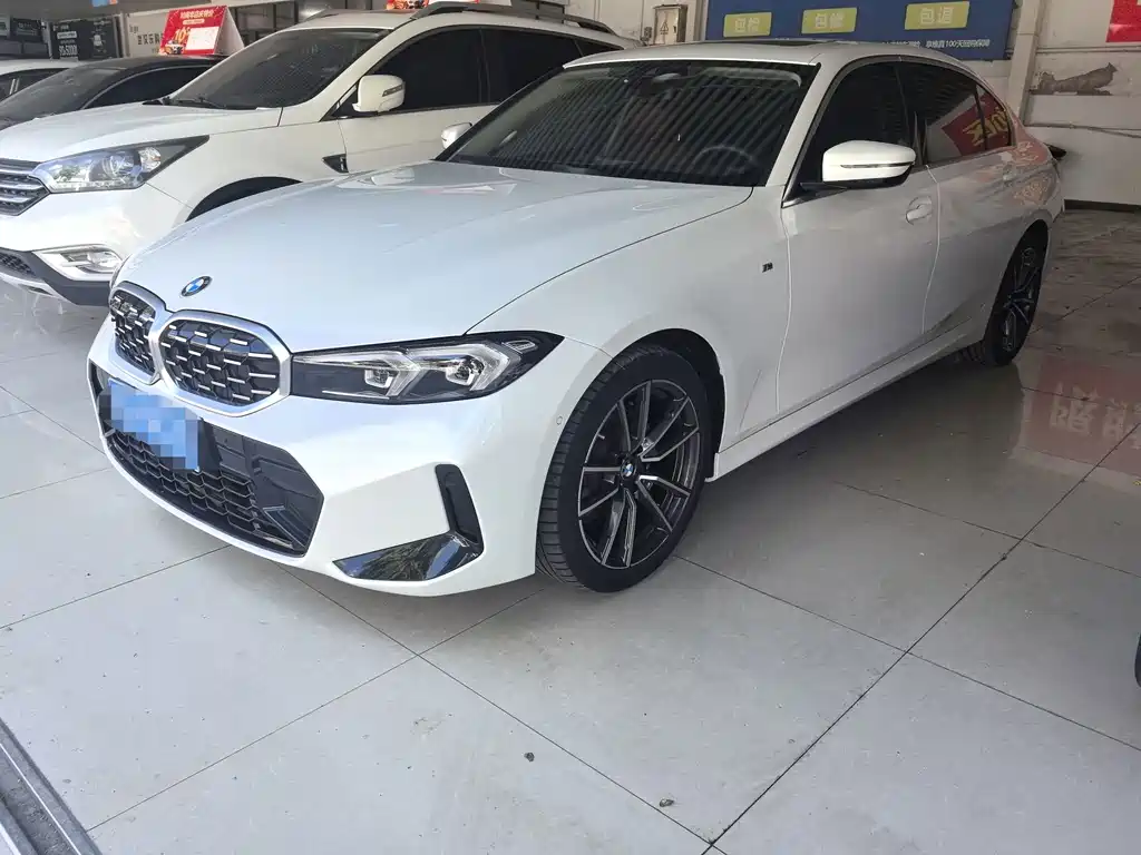 BMW 3 Series 2022 — фото 1