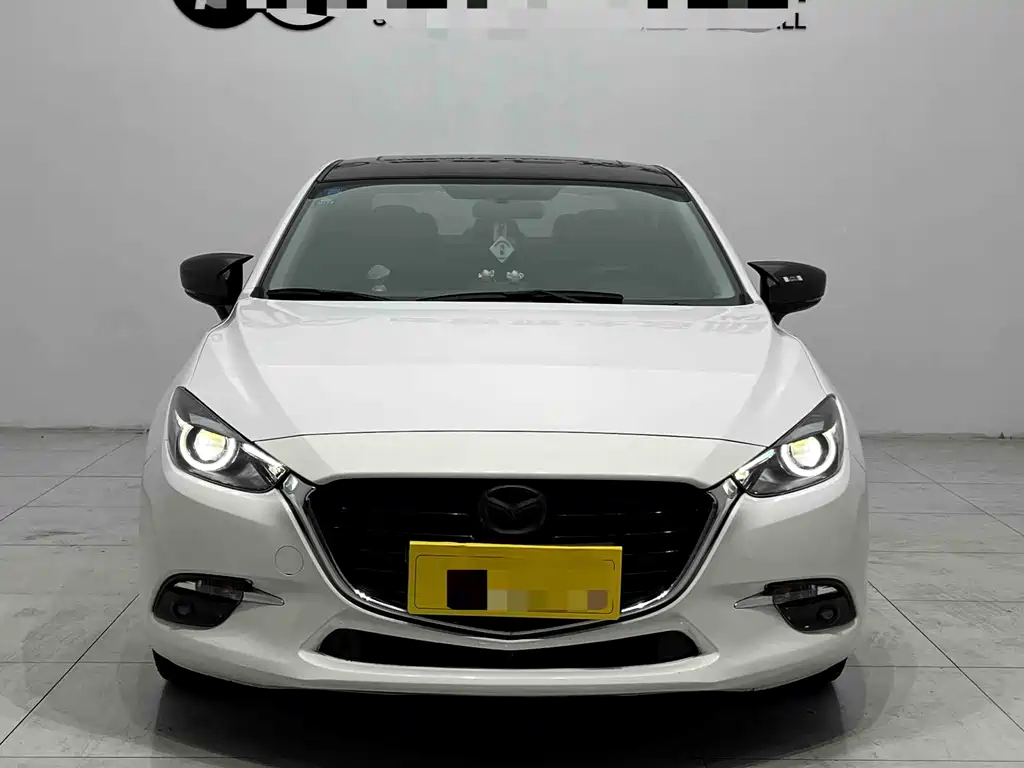 Mazda 3 Axela 2019 — фото 2