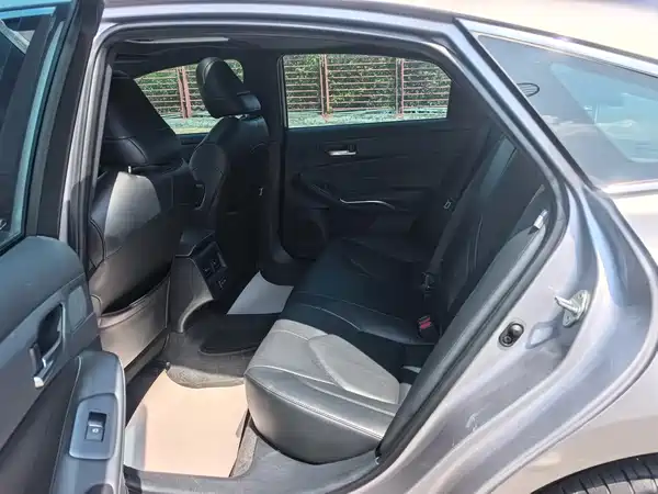 Toyota Avalon 2022