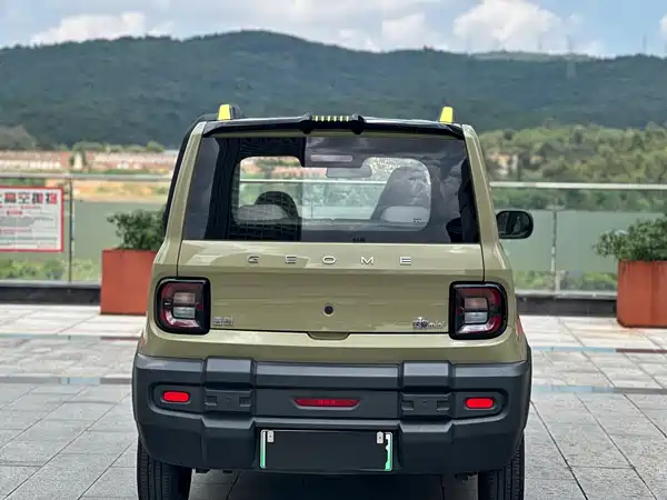 Geely Galaxy Panda 2025