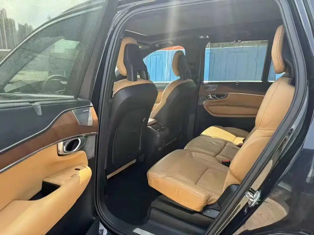 Volvo XC90 2017