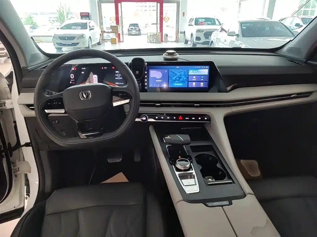 Changan CS75 PLUS 2024 — фото 10
