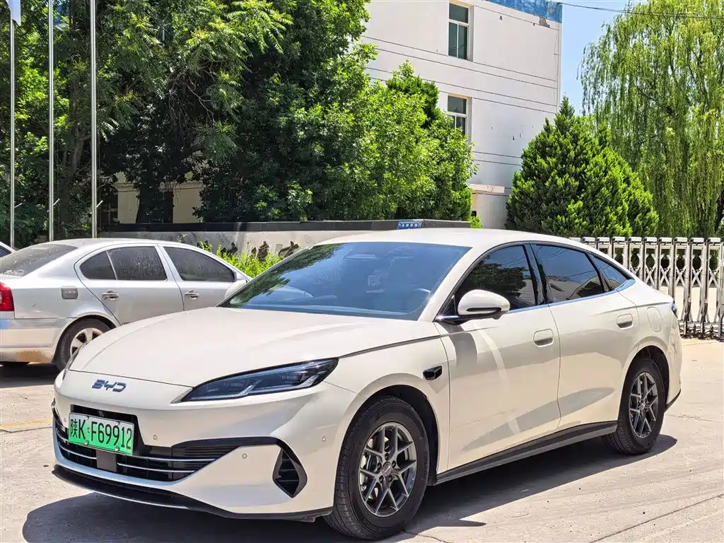 BYD Seal 06 2025 — фото 1